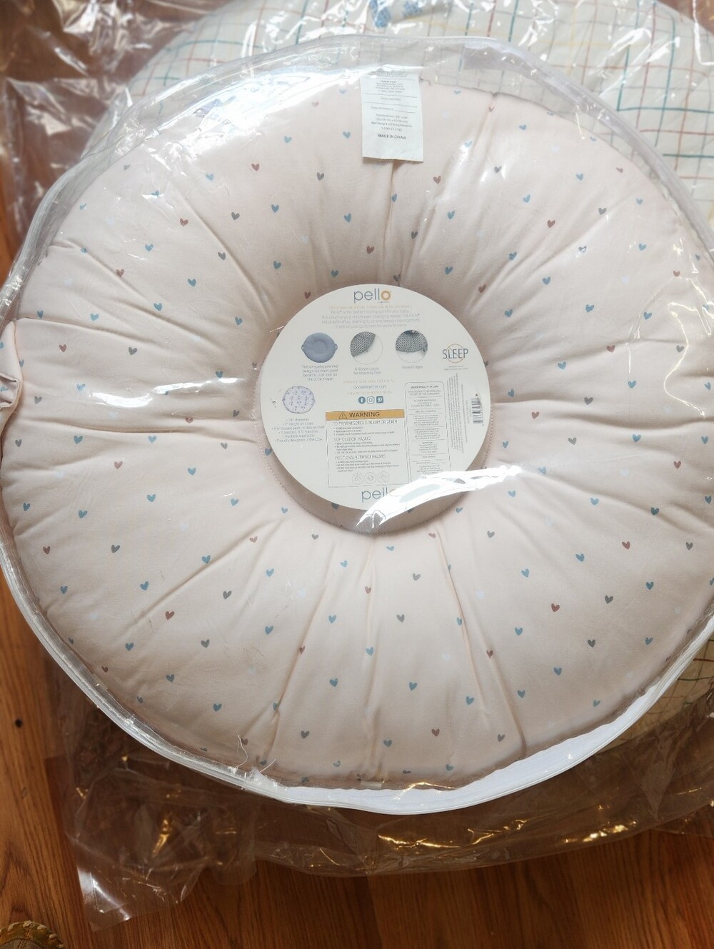 Pello Baby Round Nursing Pillow in Light Pink Heart Print Gooswaddle 24' Infant